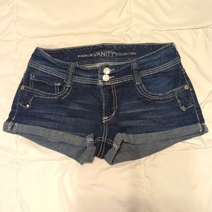Vanity denim shorts